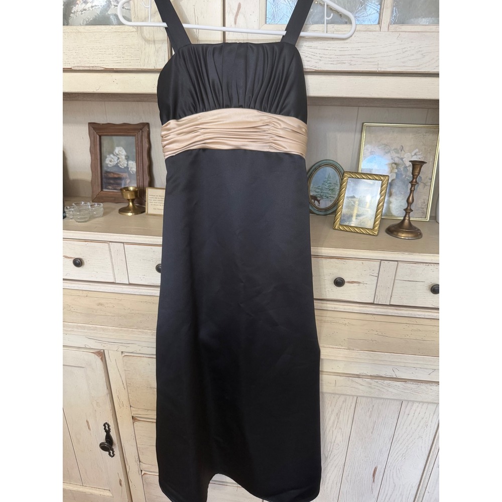 Pretty Maids Girls Black Satin Formal Dress Champagne Sash Bow Size 10